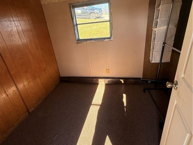 201 Pear Street, Unit 9, Bethesda, OH 43719 Photo 8