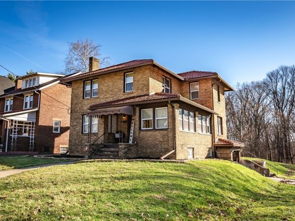 1502 Delaware Avenue, New Castle, PA 16105