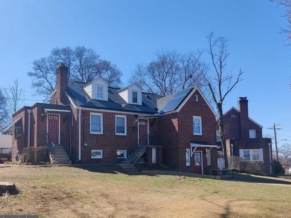 2 SENECA DRIVE, OXON HILL, MD 20745