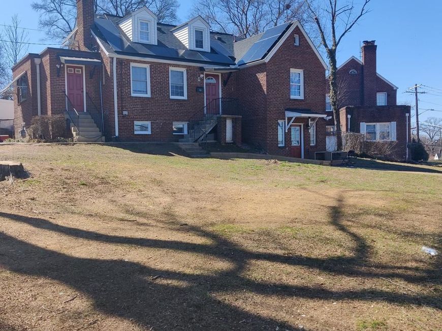 2 Seneca Drive, Oxon Hill, MD 20745 Main Photo