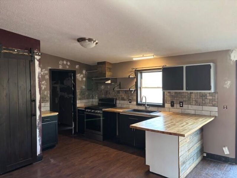 225 Pleasant Lee Drive, Heath, OH 43056 Photo 5