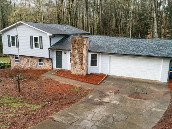 3043 Fireside Drive, Snellville, GA 30078