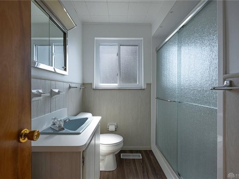 5008 Dinsmore Road, West Carrollton, OH 45449 Photo 12