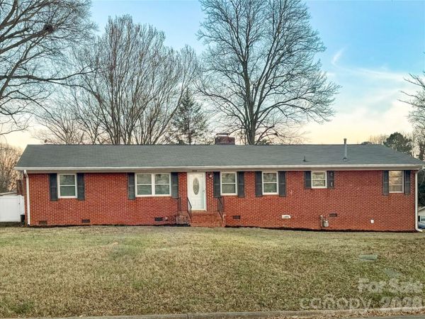 2044 Helen Drive, Gastonia, NC 28054
