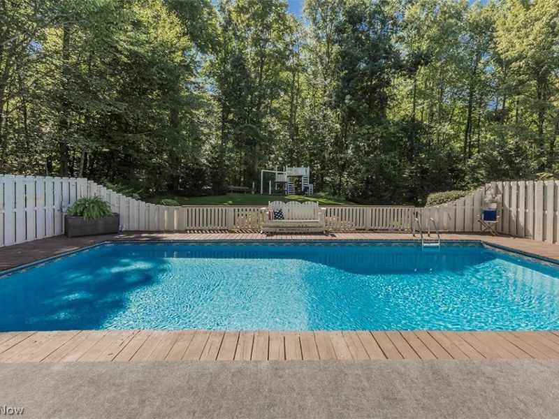 14988 Surrey Downs Drive , Novelty, OH 44072 Photo 28