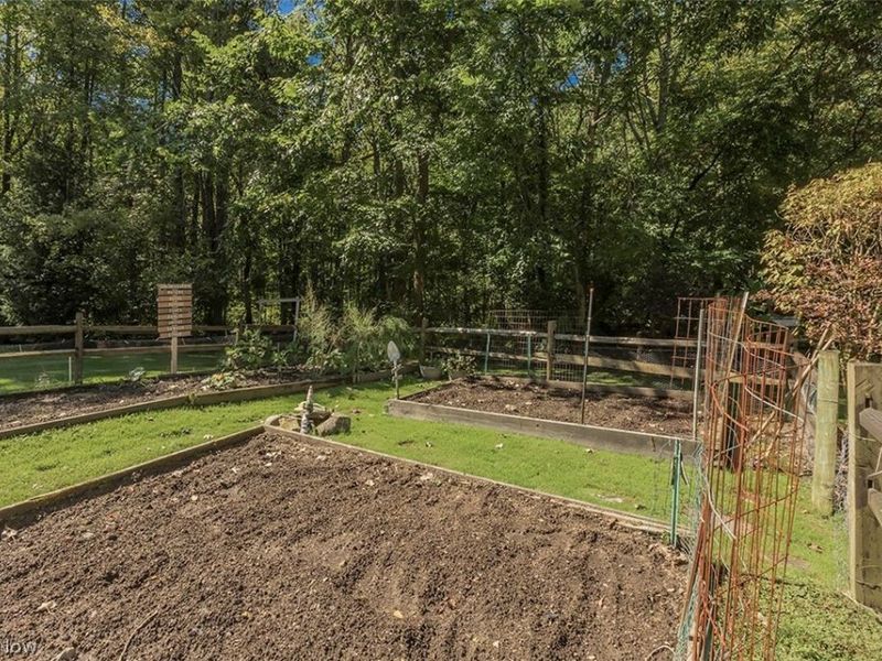 14988 Surrey Downs Drive , Novelty, OH 44072 Photo 41