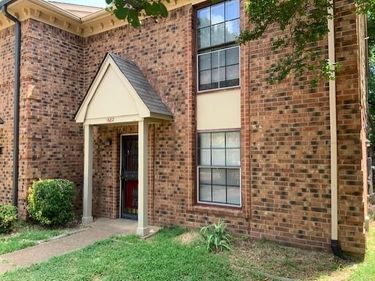 1682 SMOKEHOUSE DR, Memphis, TN 38016