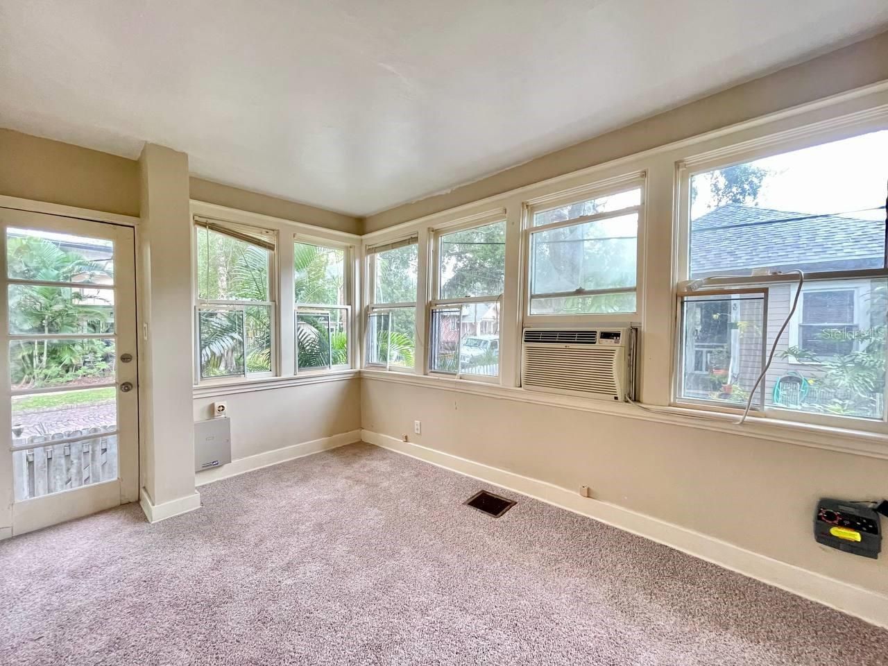 557 6th Avenue N, Saint Petersburg, FL 33701 Photo