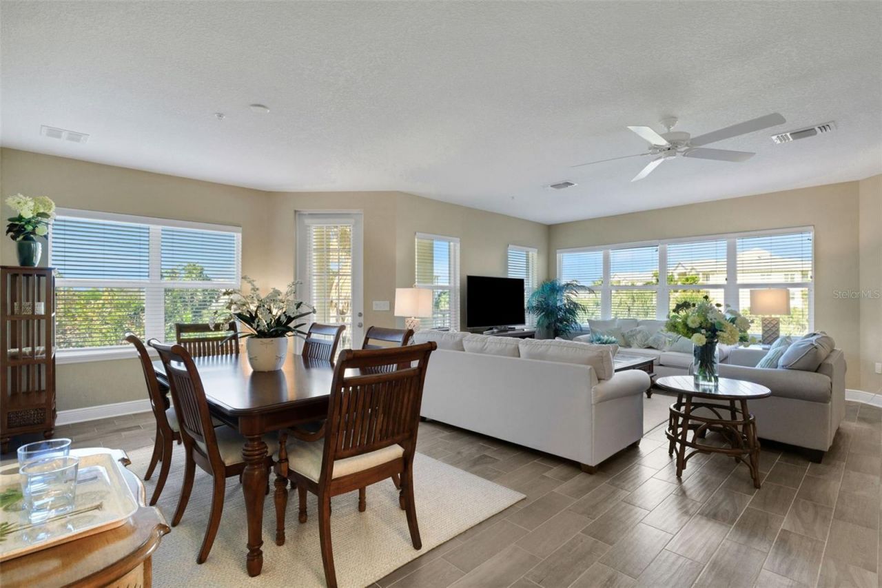 3450 77th Street W, Unit 201, Bradenton, FL 34209 Photo