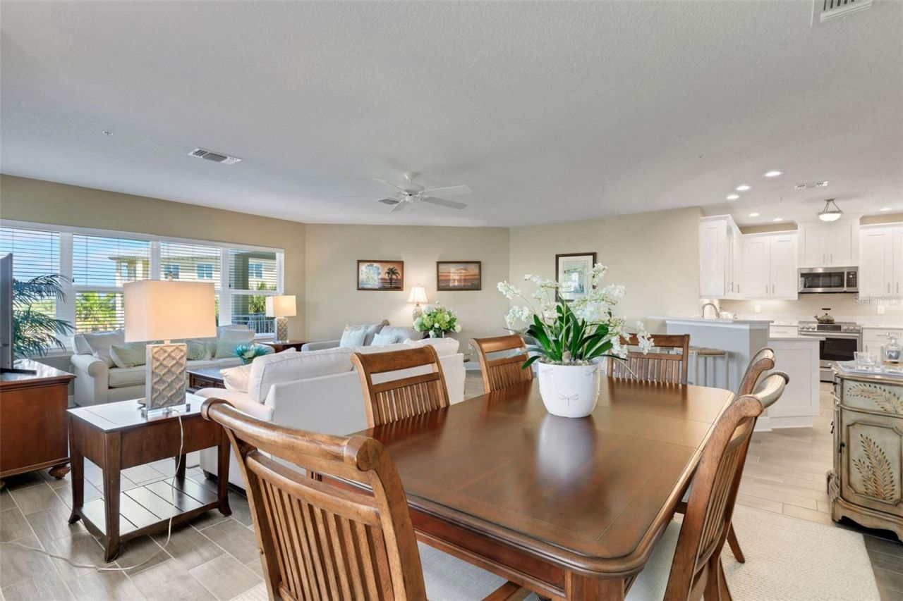 3450 77th Street W, Unit 201, Bradenton, FL 34209 Photo