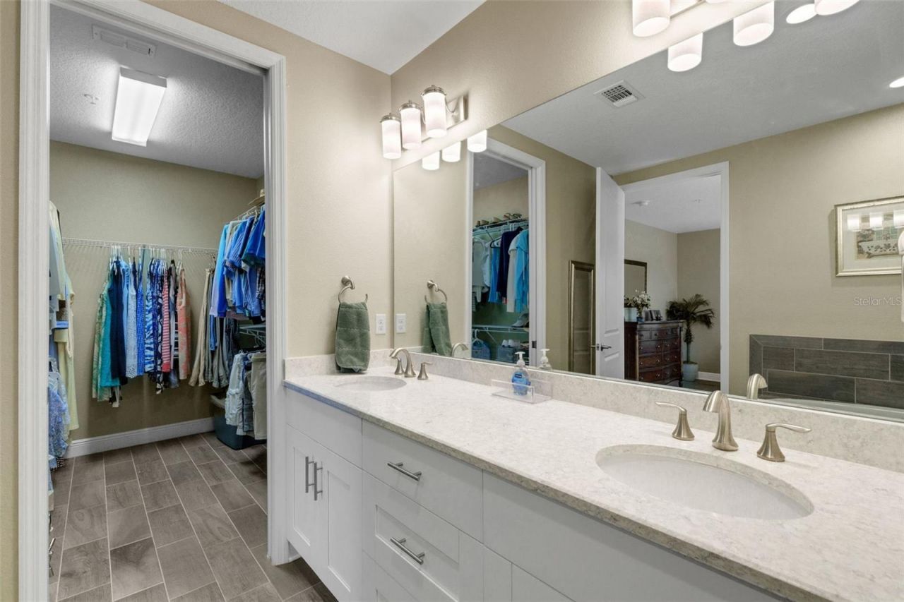 3450 77th Street W, Unit 201, Bradenton, FL 34209 Photo