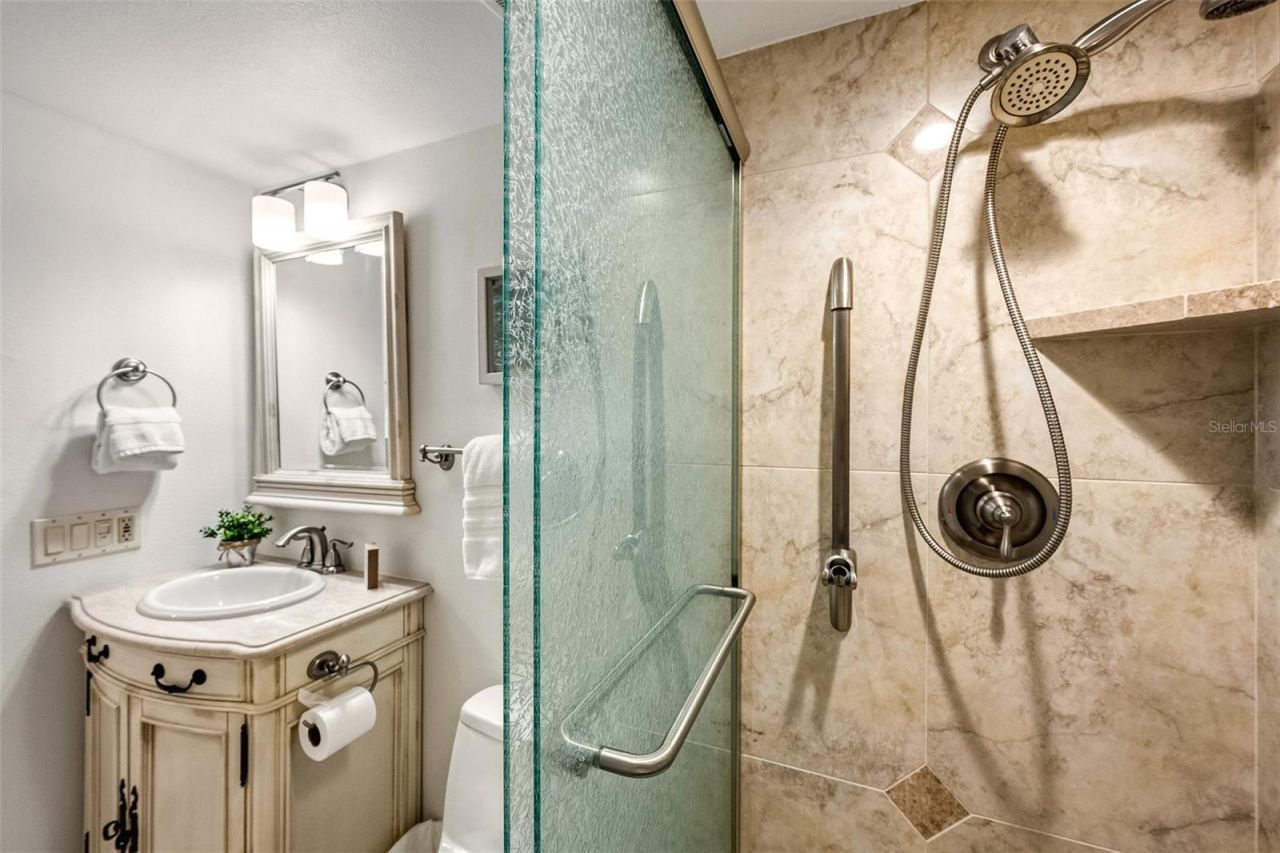 20 Whispering Sands Drive, Unit 1102, Sarasota, FL 34242 Photo