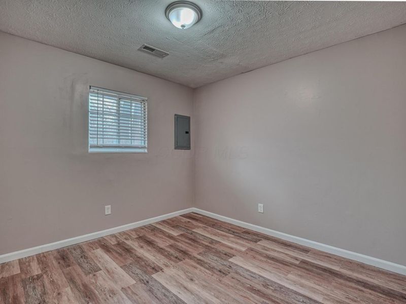 2735 Joyce Avenue , Unit C, Columbus, OH 43211 Photo 8