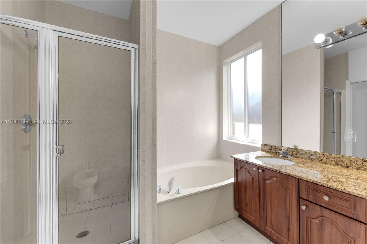 997 NE 16th Ave , Homestead, FL 33033 Photo