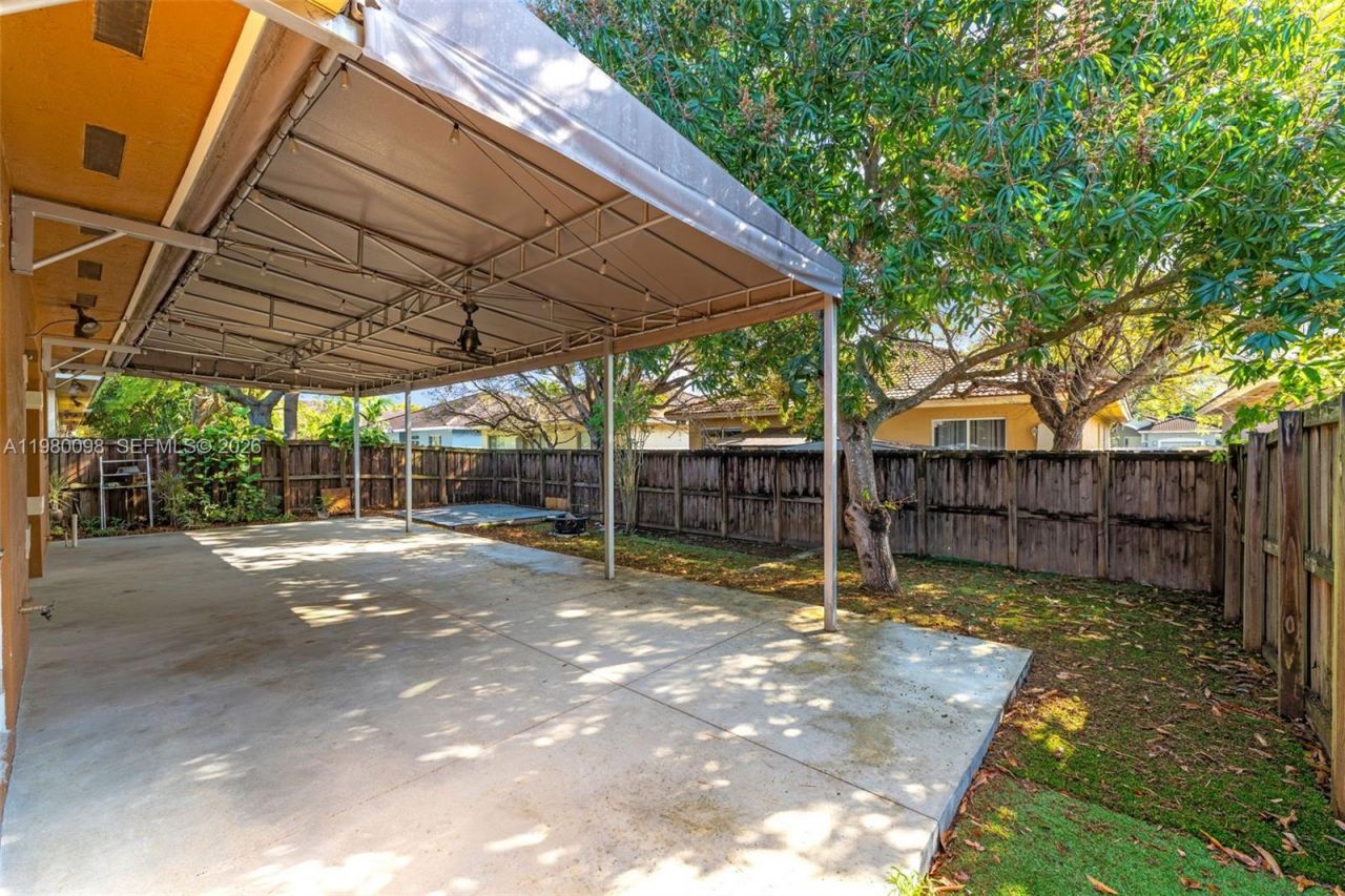 997 NE 16th Ave , Homestead, FL 33033 Photo