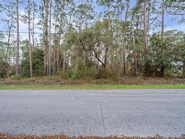 409 Admiral Semmes Avenue, Dauphin Island, AL 36528