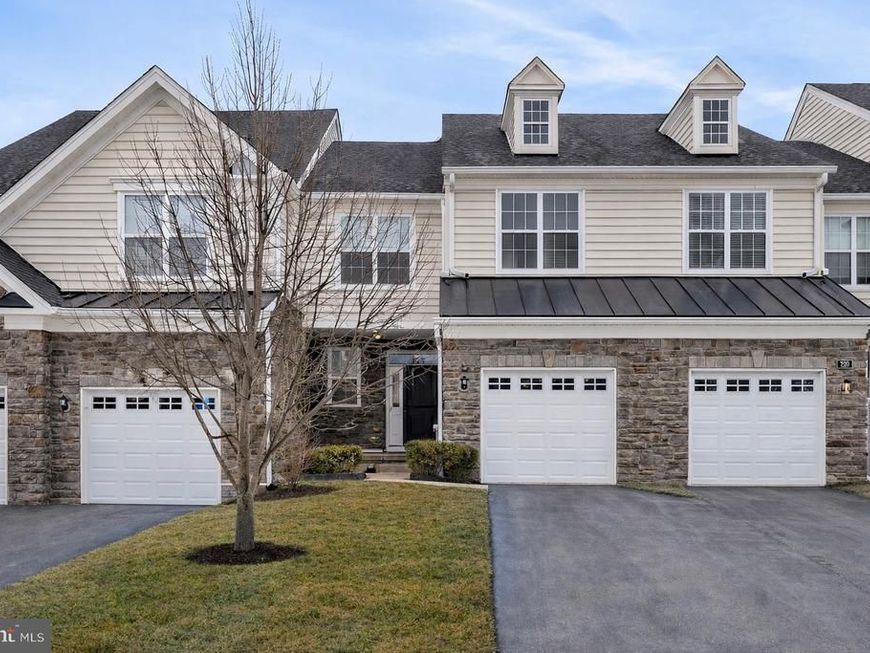 222 Ella Lane, Conshohocken, PA 19428 Main Photo