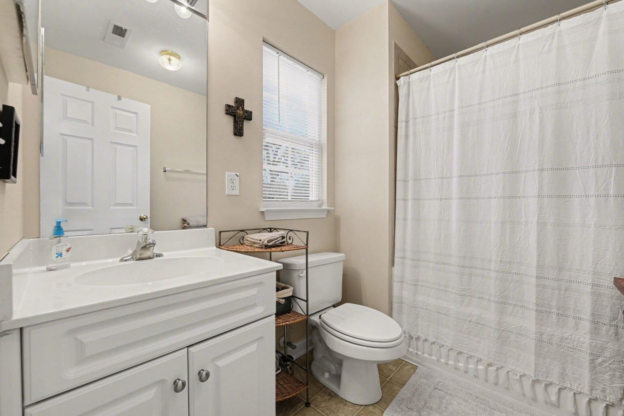 4121 Perrine Street Photo 17