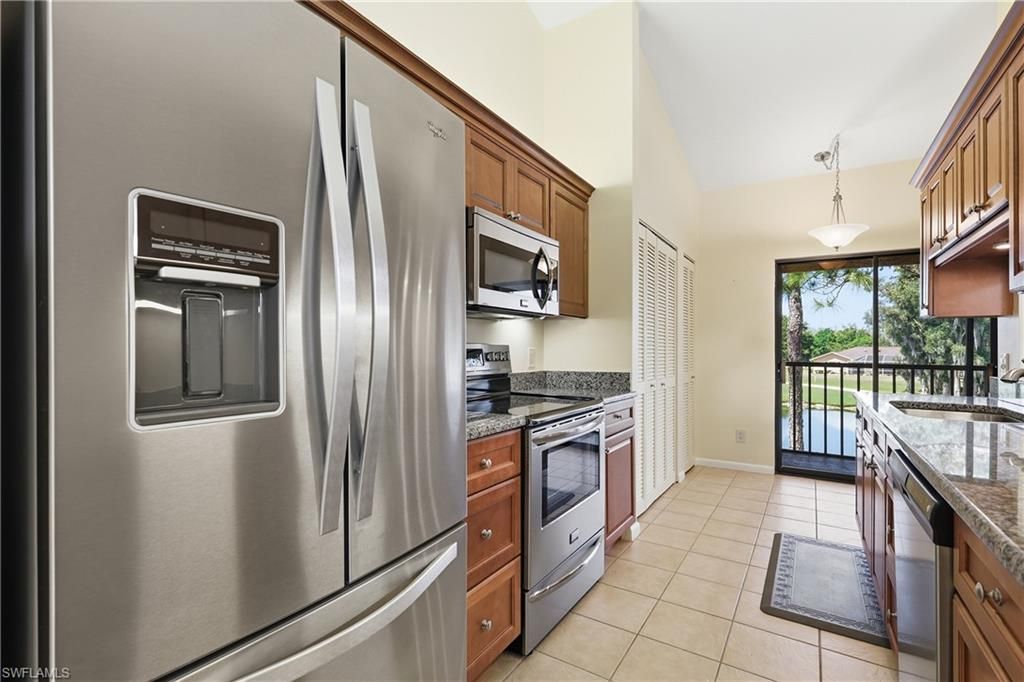 7121 Golden Eagle Ct, Unit 623, Fort Myers, FL 33912 Photo