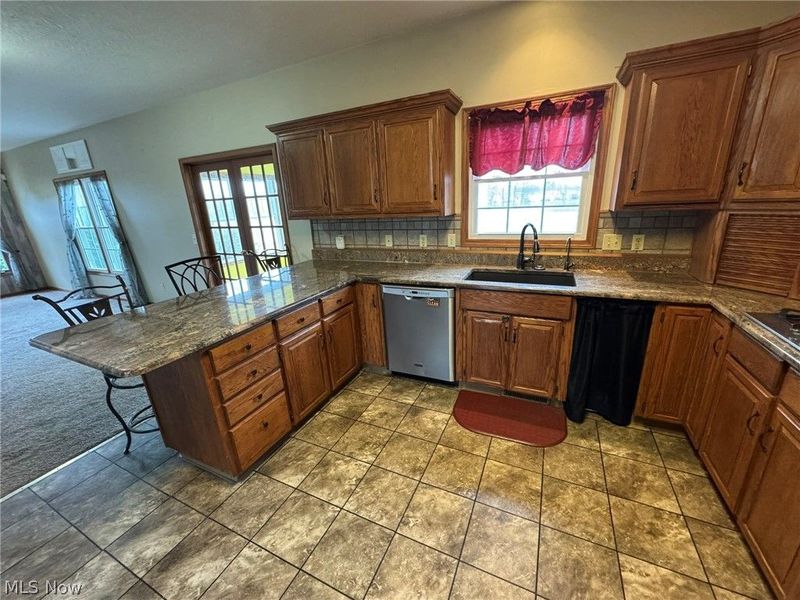 1965 Augusta Drive SE, Massillon, OH 44646 Photo 4