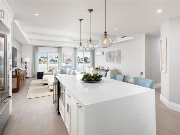 4000 Gulf Shore BLVD N, Unit 400, NAPLES, FL 34103