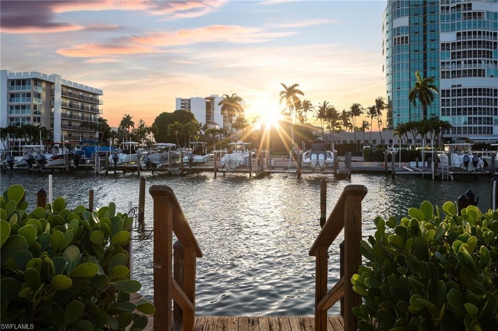 4000 Gulf Shore Blvd N, Unit 400, Naples, FL 34103 Photo