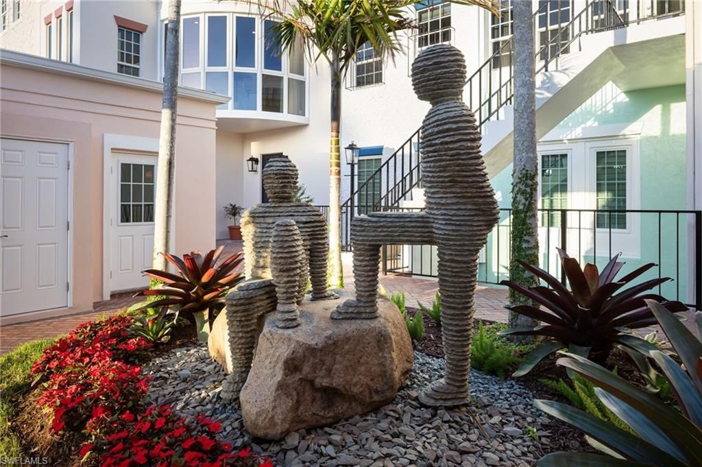 4000 Gulf Shore Blvd N, Unit 400, Naples, FL 34103 Photo