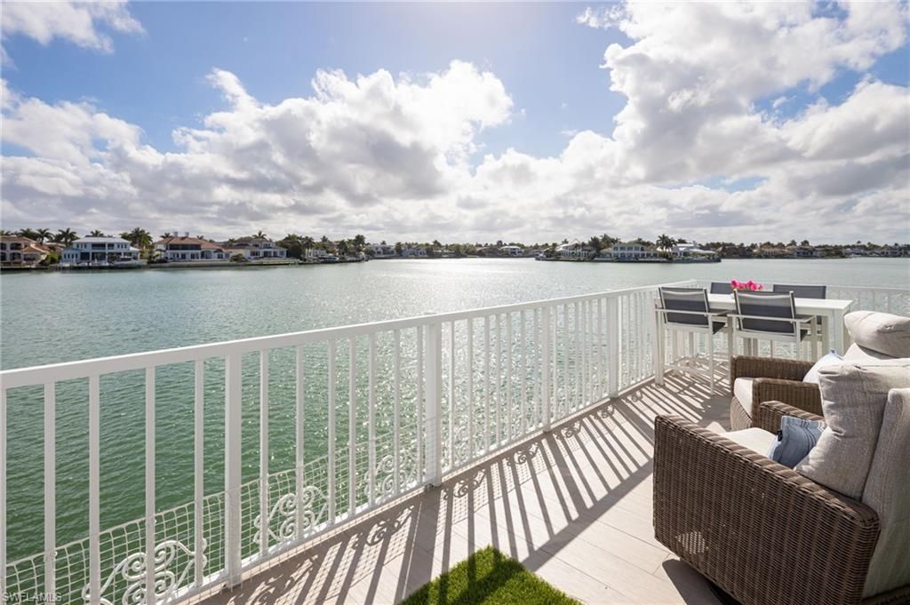 4000 Gulf Shore Blvd N, Unit 400, Naples, FL 34103 Photo