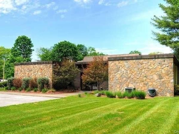 10 Boice , Hyde Park, NY 12538