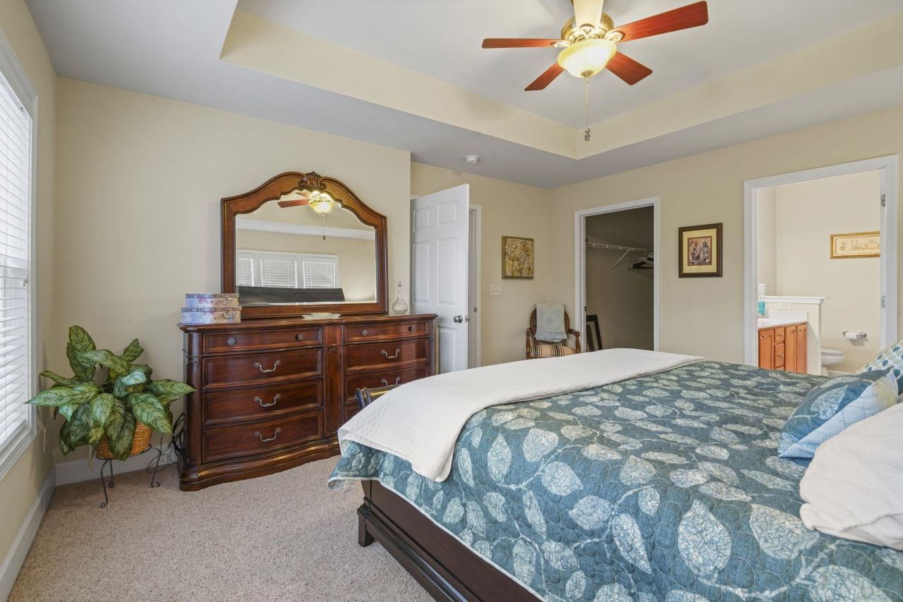 4315 Red Rooster Ln. Photo 10