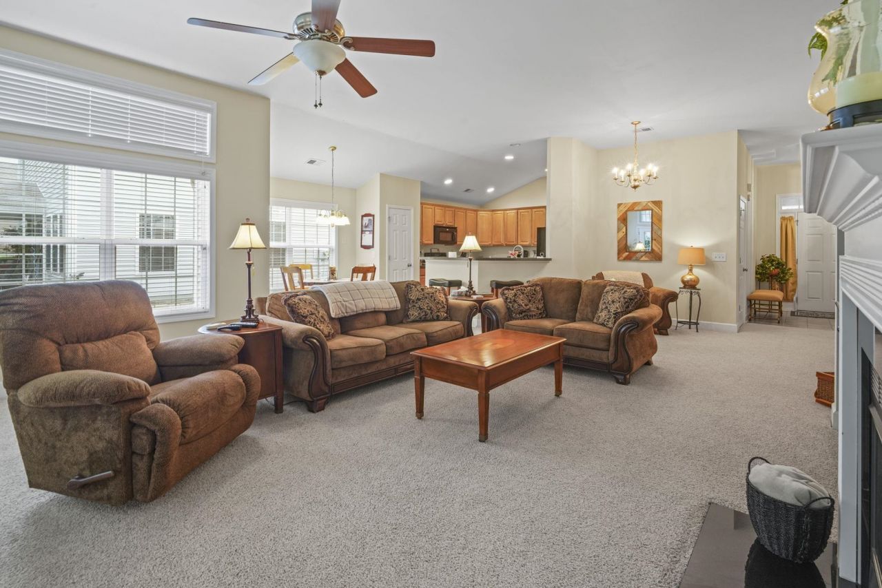 4315 Red Rooster Ln. Photo 14