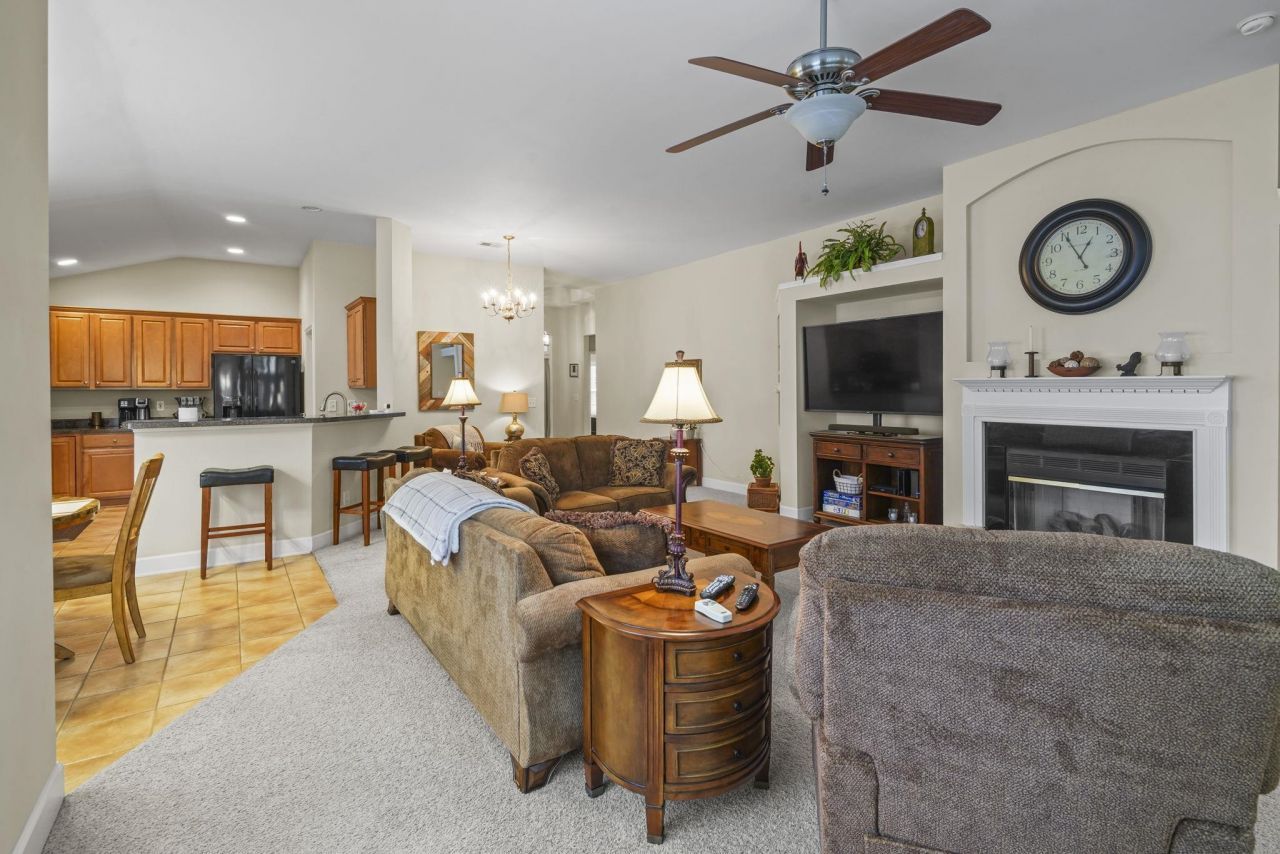 4315 Red Rooster Ln. Photo 15