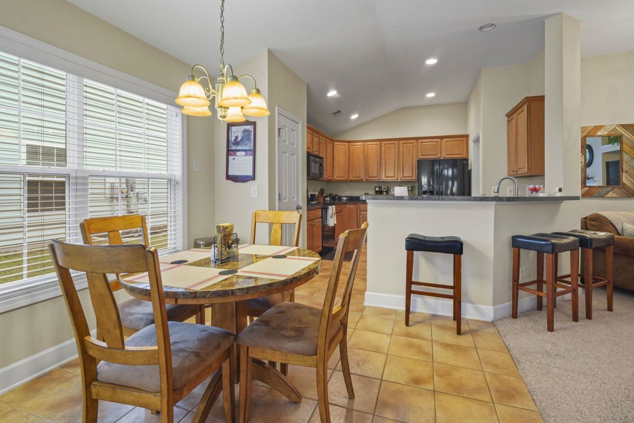 4315 Red Rooster Ln. Photo 17