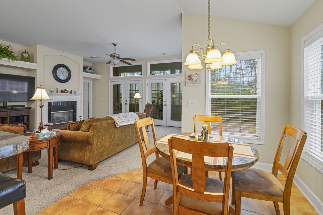 4315 Red Rooster Ln. Photo 18