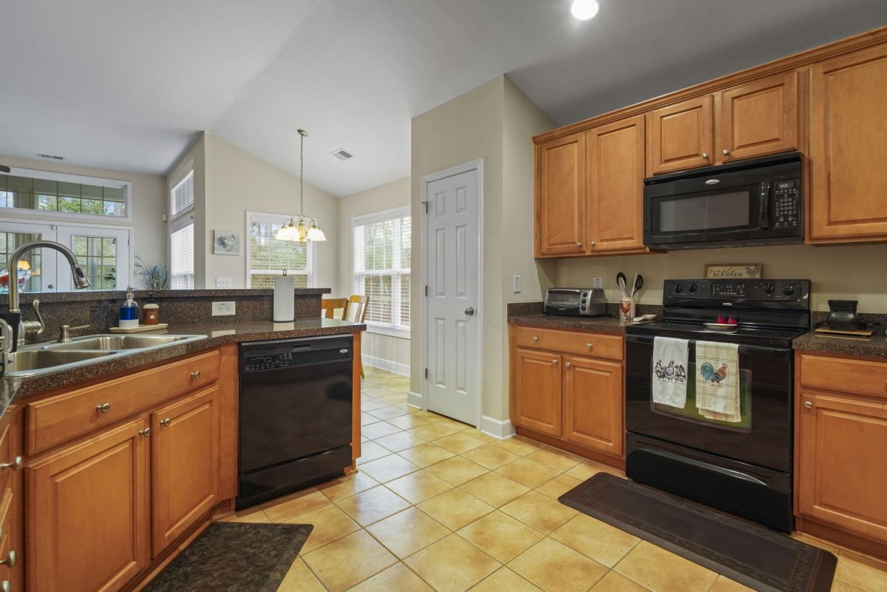 4315 Red Rooster Ln. Photo 22