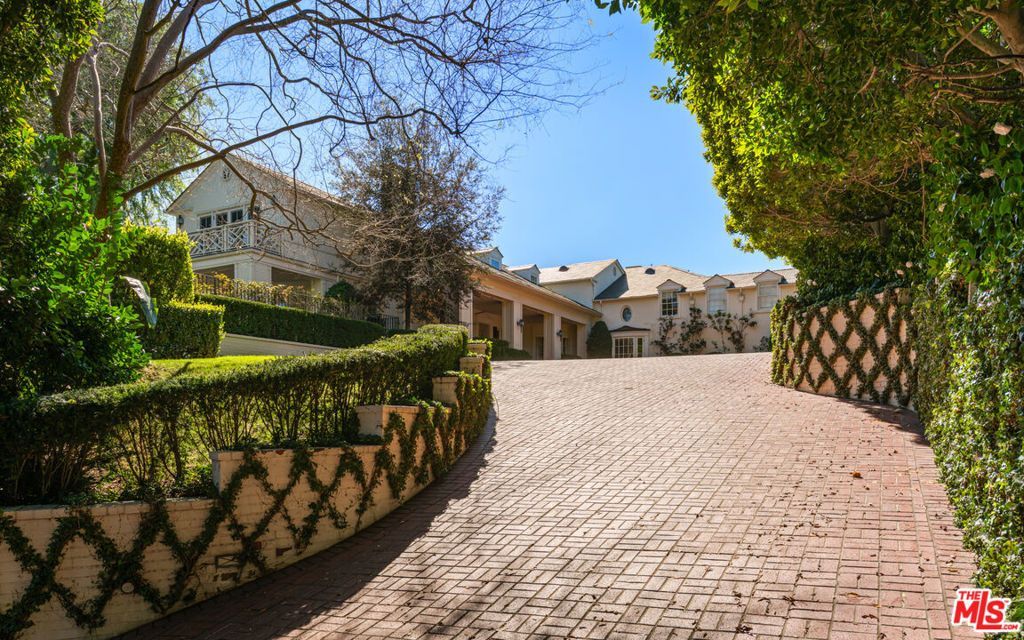 111 N Mapleton Drive, Los Angeles, CA 90077 Main Photo