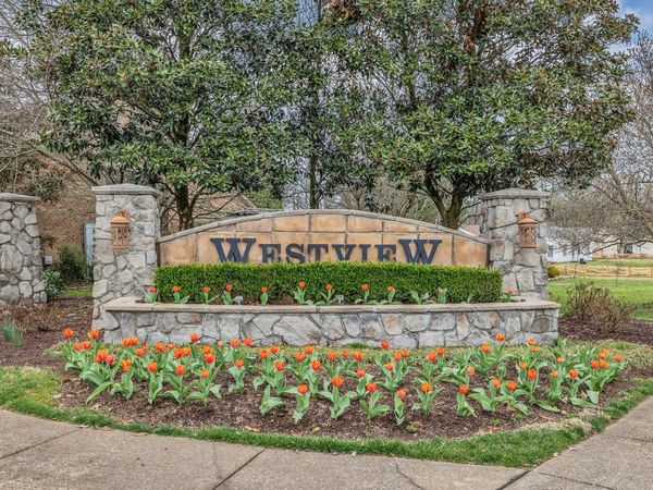 102 Westview Dr , Spring Hill, TN 37174