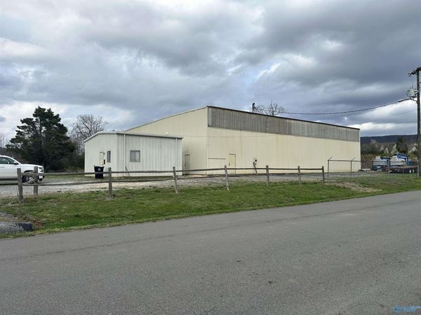 221 55th Street NE, Fort Payne, AL 35967