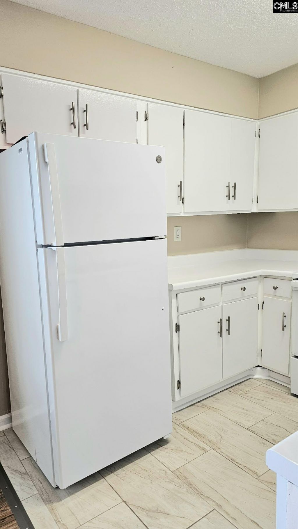 1100 Skyland Drive Photo 7