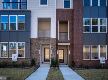 2550 NEABSCO COMMON PLACE, WOODBRIDGE, VA 22191