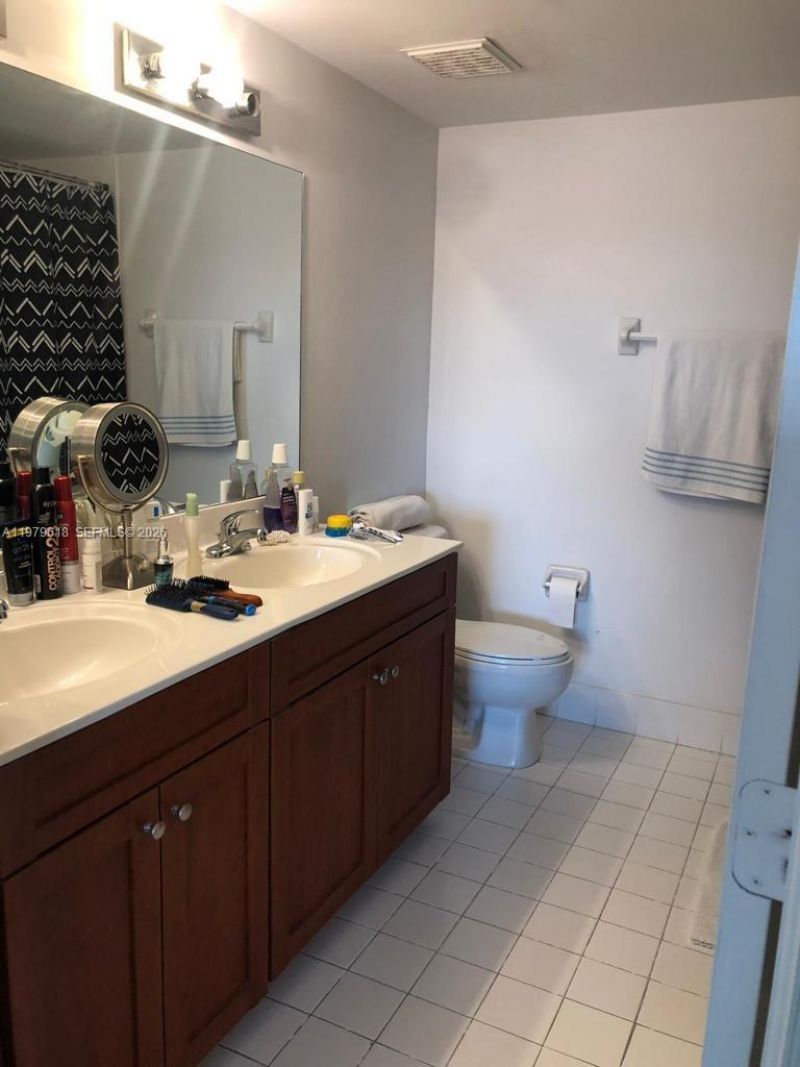 36 NW 6th Ave , Unit 801, Miami, FL 33128 Photo