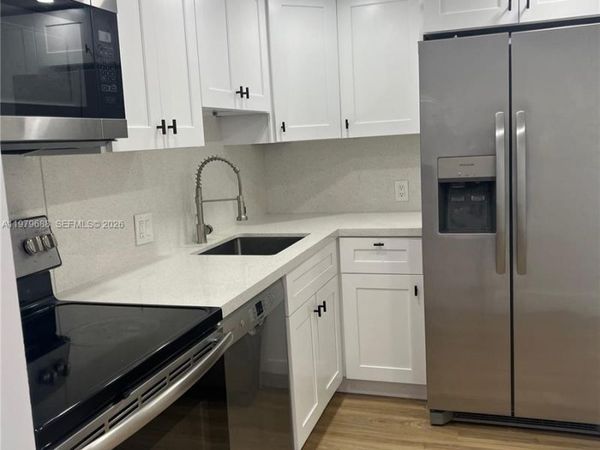 20301 W Country Club Dr, Unit 1024, Aventura, FL 33180