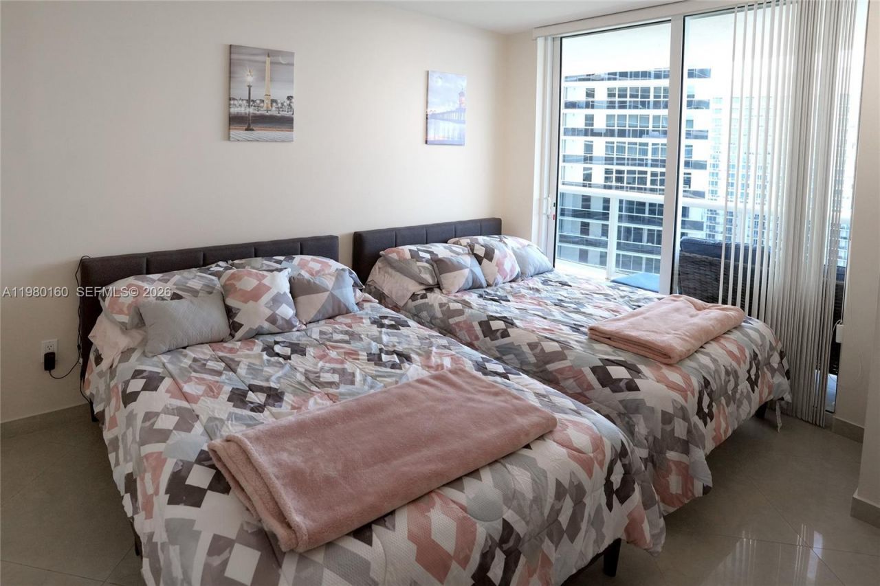 1830 S Ocean Dr , Unit 4111, Hallandale Beach, FL 33009 Photo