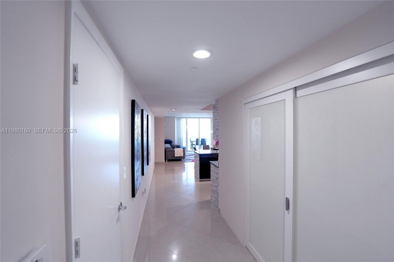 1830 S Ocean Dr , Unit 4111, Hallandale Beach, FL 33009 Photo