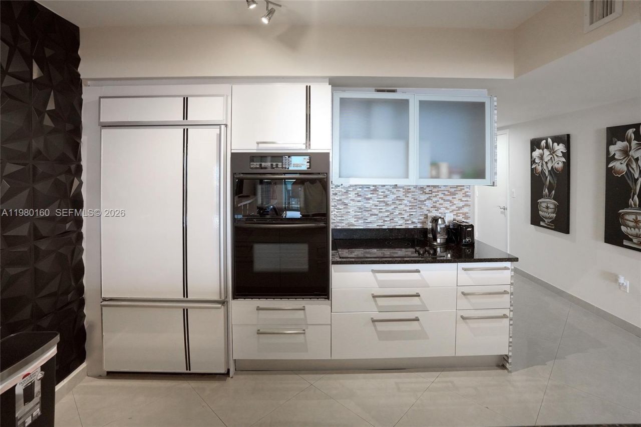 1830 S Ocean Dr , Unit 4111, Hallandale Beach, FL 33009 Photo