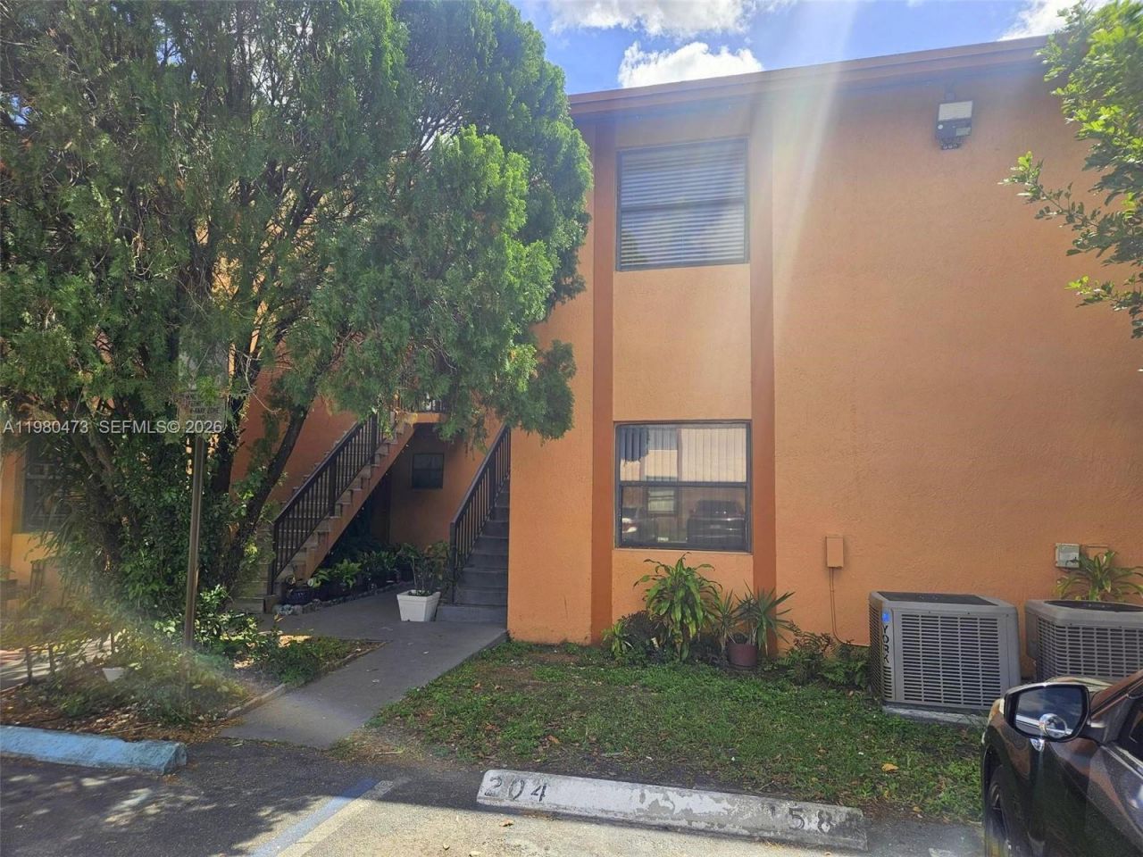 6425 W 27th Ct, Unit 104-6, Hialeah, FL 33016 Photo
