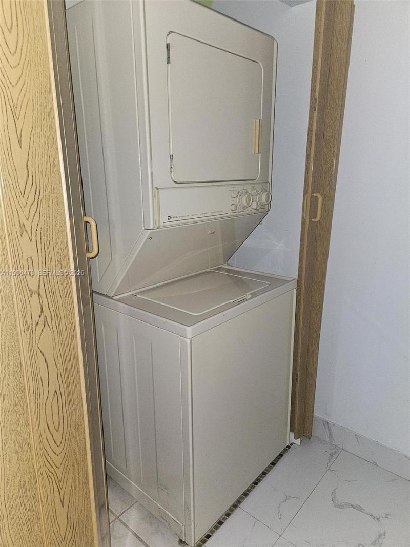 6425 W 27th Ct, Unit 104-6, Hialeah, FL 33016 Photo