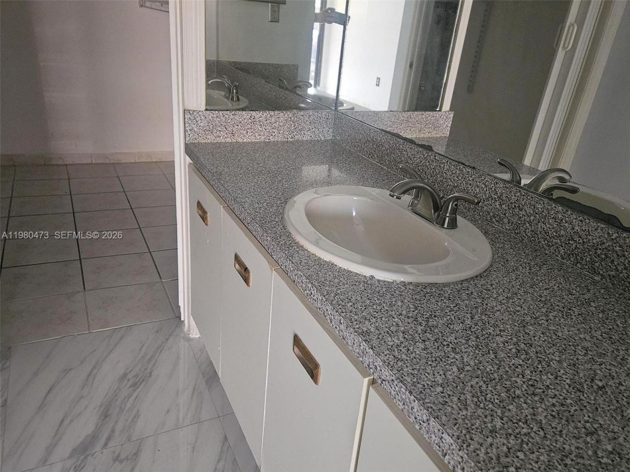 6425 W 27th Ct, Unit 104-6, Hialeah, FL 33016 Photo