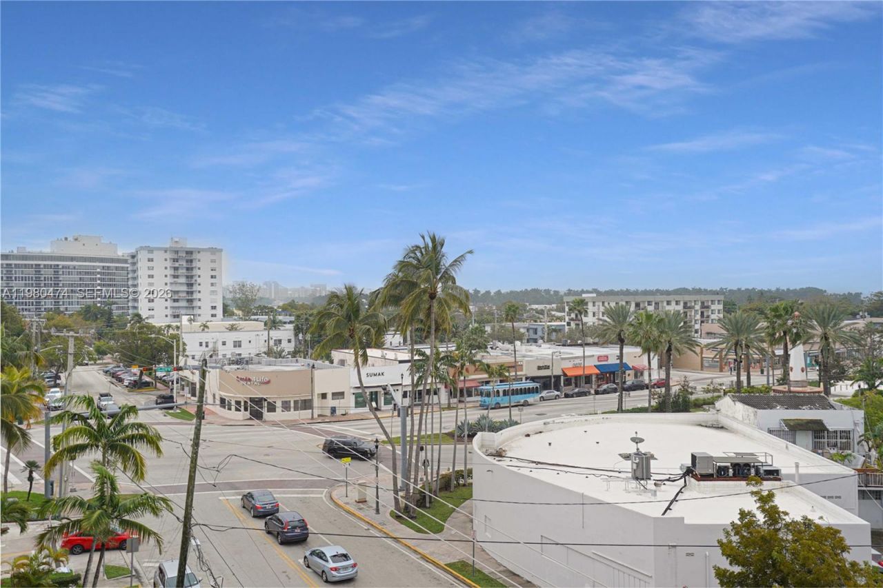 7133 Bay Dr, Unit 601, Miami Beach, FL 33141 Photo