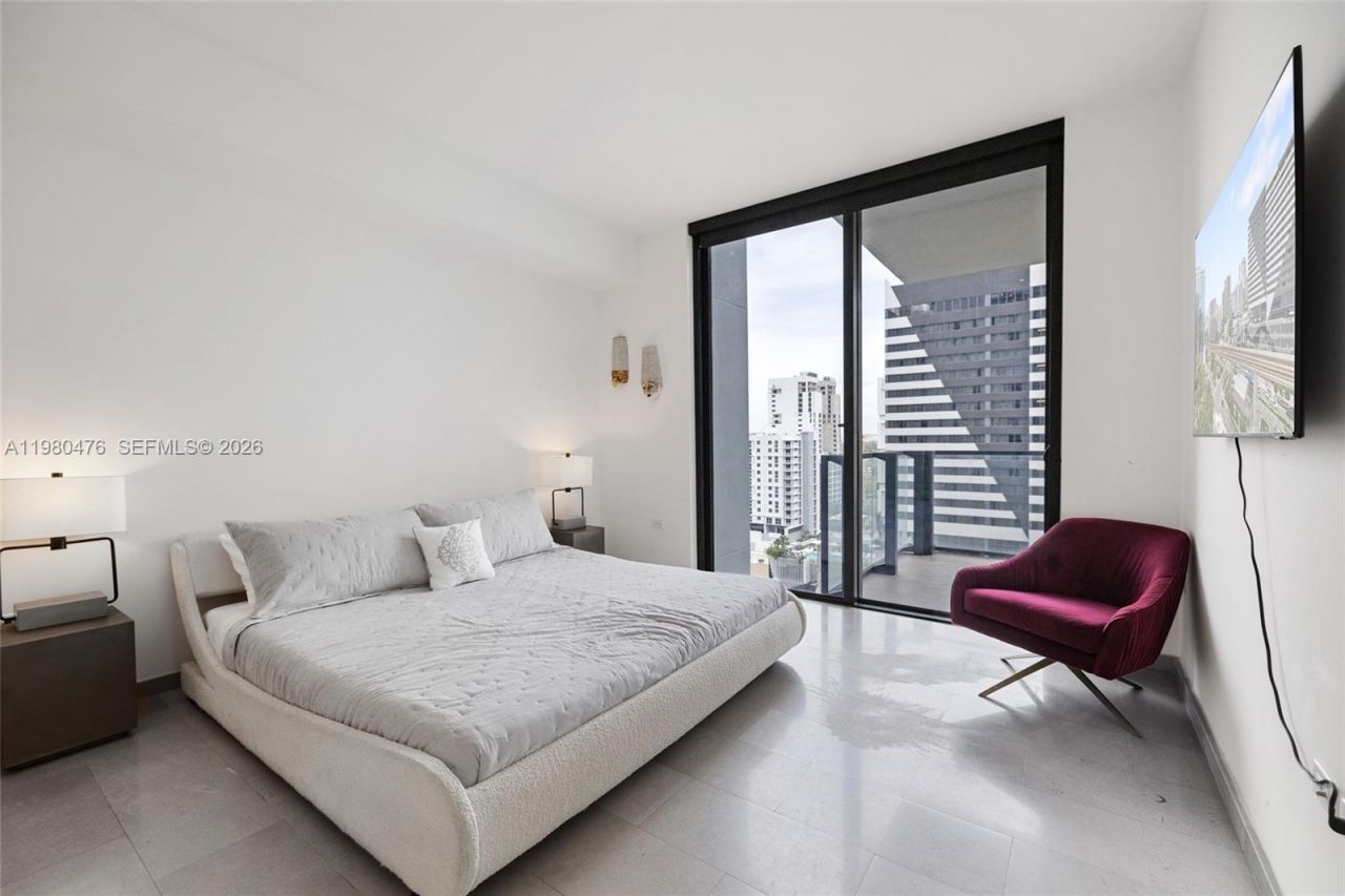 88 SW 7th St , Unit 1010, Miami, FL 33130 Photo